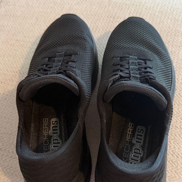 Skechers Go Walk Black Athletic Shoes - Picture 9 of 11